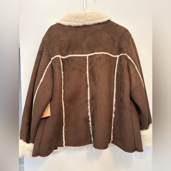 Brown Shearling Women's Jacket - Picture 2 of 8